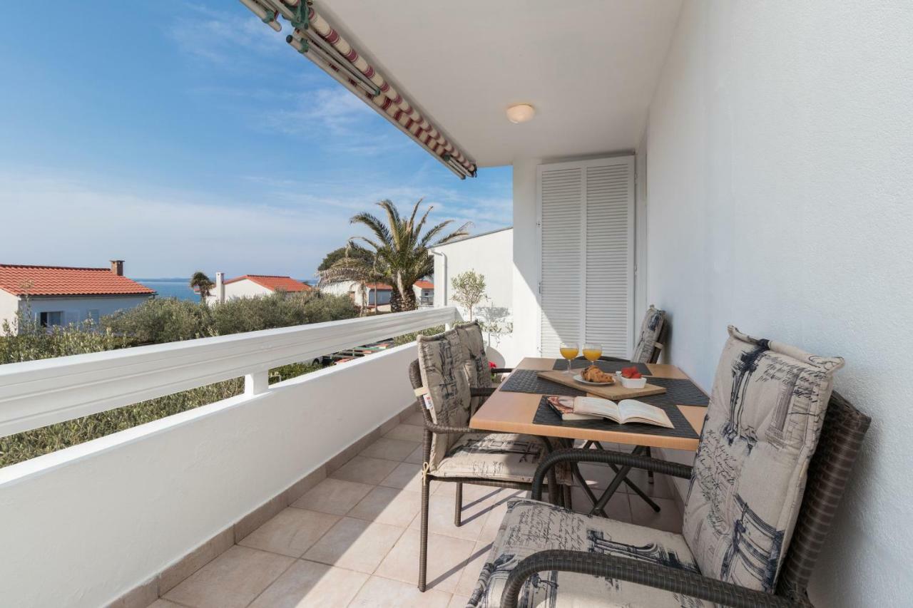 Apartman Roko Petrcane Exterior photo