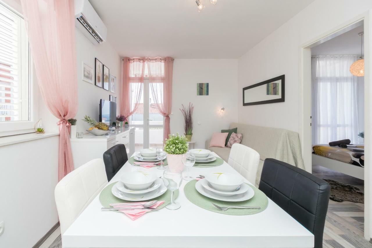 Apartman Roko Petrcane Exterior photo