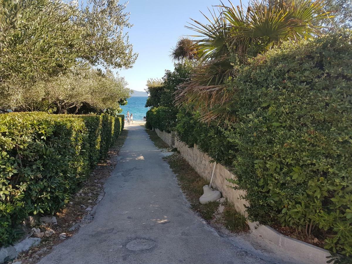 Apartman Roko Petrcane Exterior photo